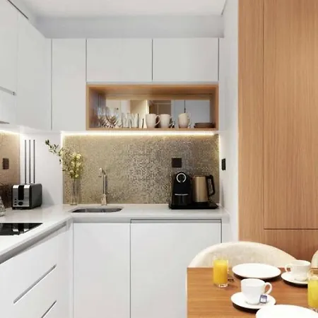 Hanza Tower City - 22 Spa Jacussi & Sauna & Pool Apartment